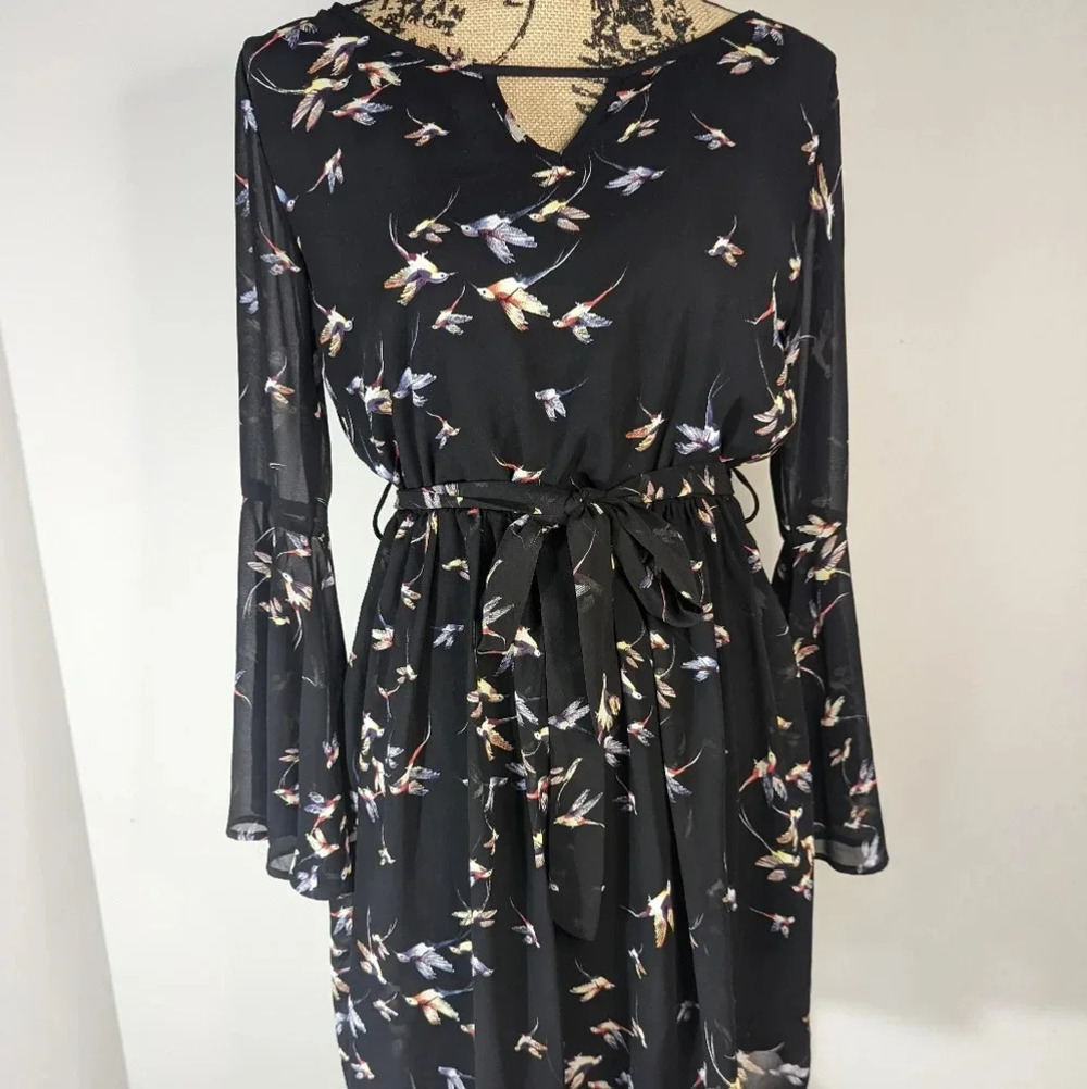 Ya LA Women's dress flowy sleeve Size M - Picture 3 of 5